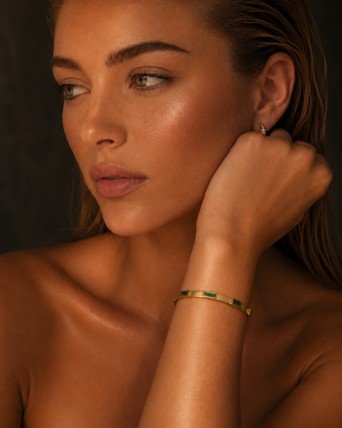 Emerald Luxe Bangle