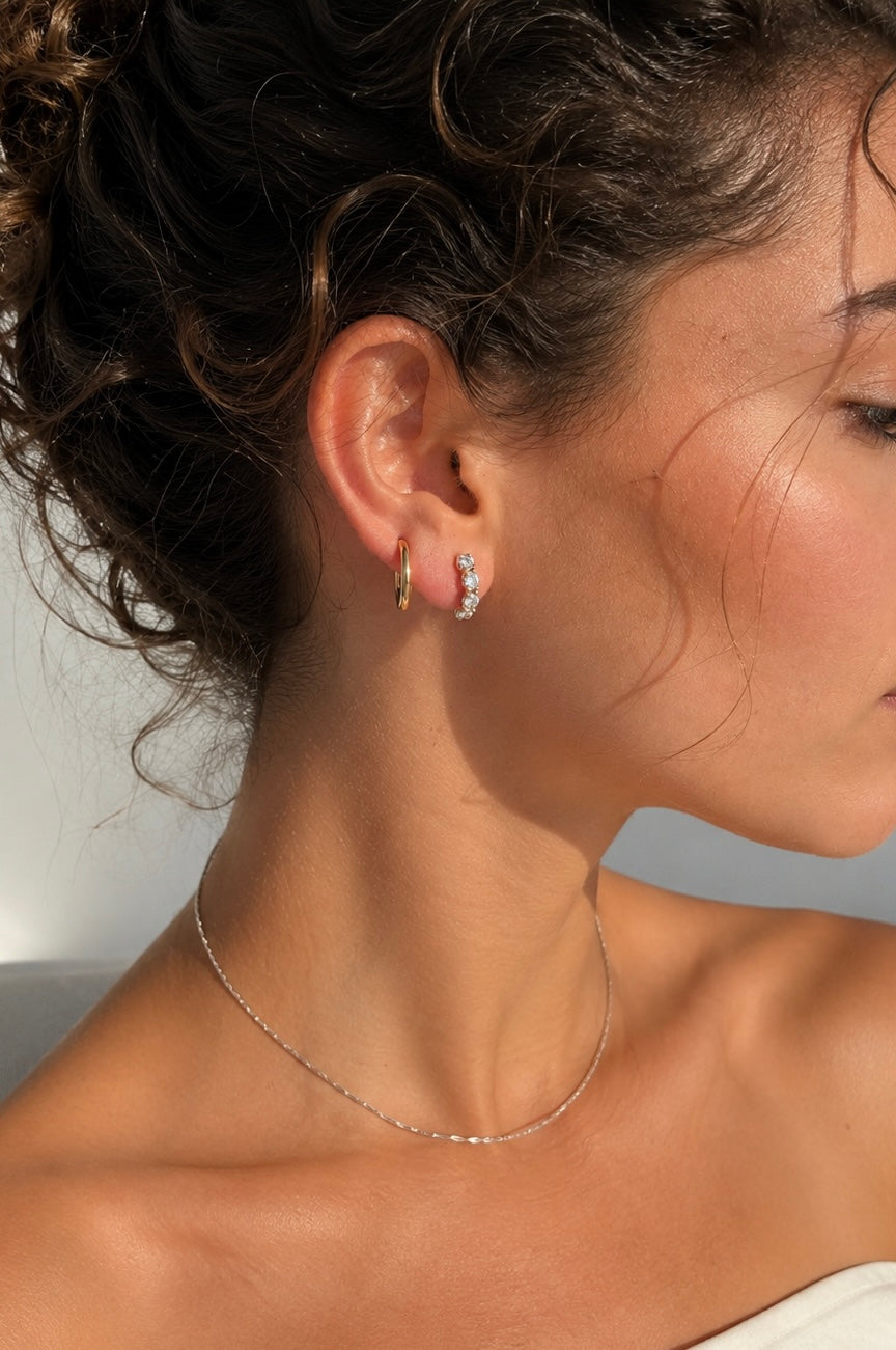 Niomi Studs