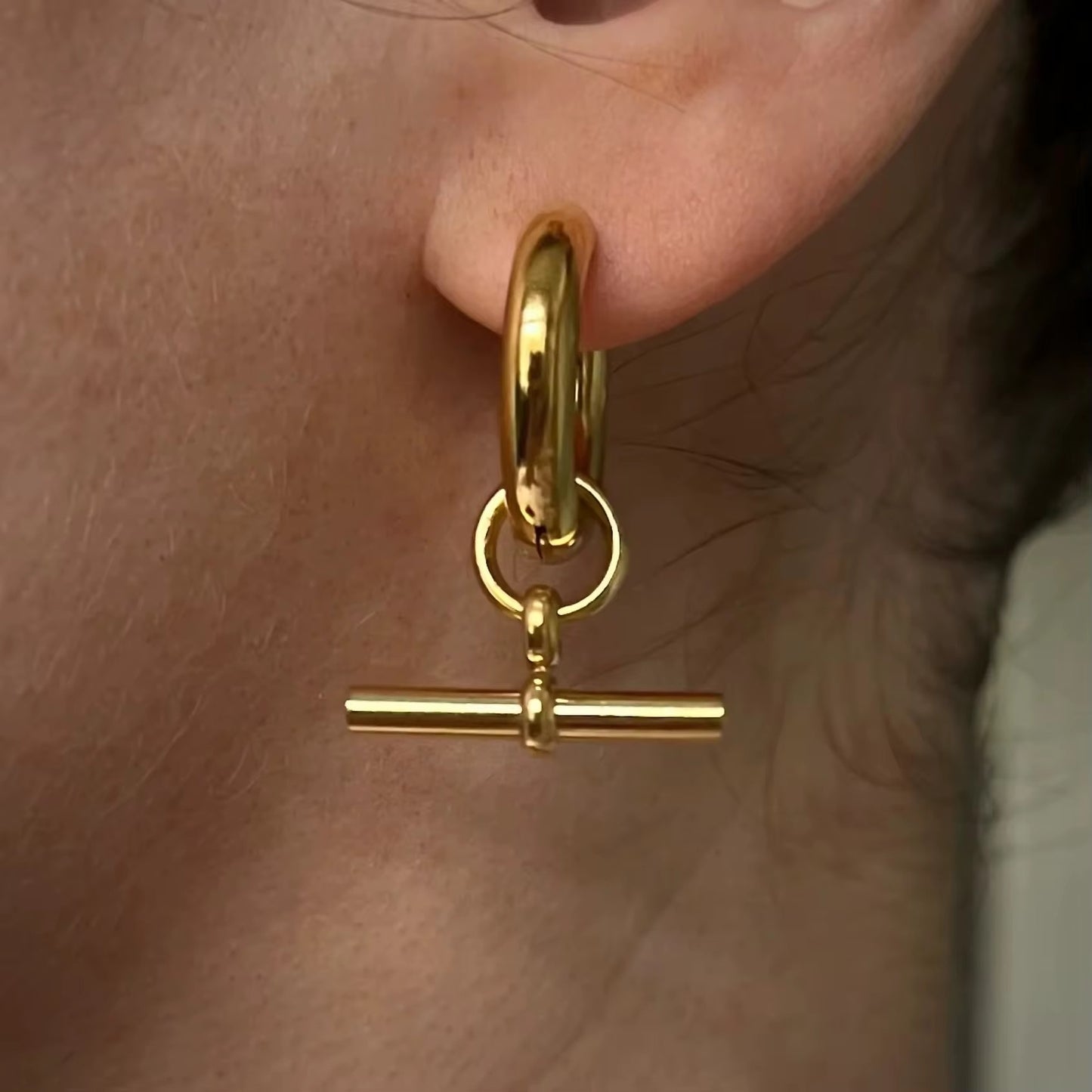 Zara Toggle Hoops