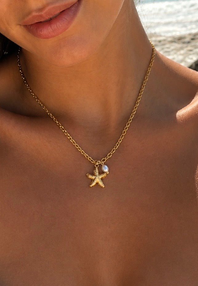 Pearlis Necklace